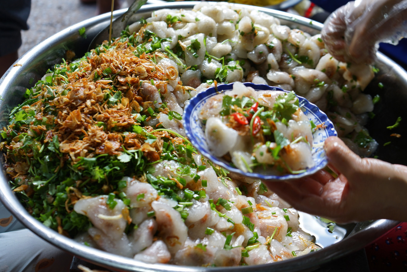 B&aacute;nh bột lọc - đặc sản của Quảng Trị